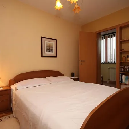 With Parking Space Okrug Gornji, Ciovo - 7546 Apartament *