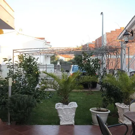 With Parking Space Okrug Gornji - Ciovo - 7546 * Trogir